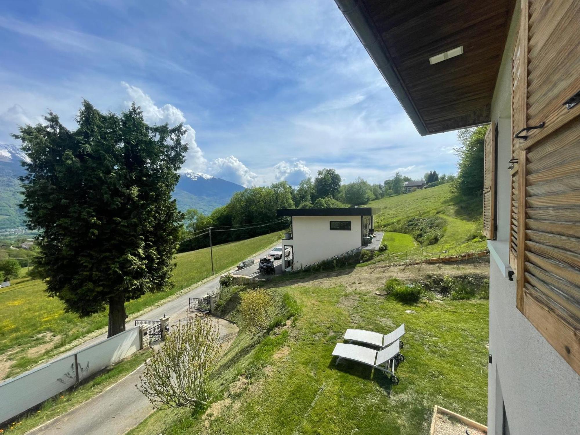 Petit Logement Cosy Dans Maison Au Calme Verrens-Arvey Exterior foto